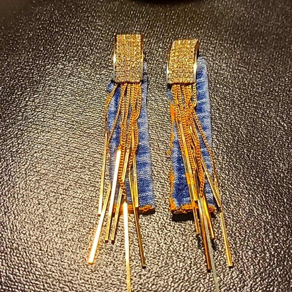 Clip on blue jeans denim fabric earrings - Picture 4 of 10